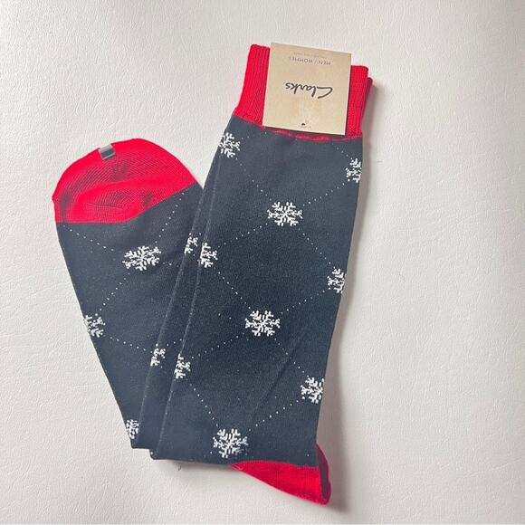 Clarks Mens Crew Style Winter Style Snowflake  Two Color Socks Accessory NWT - Picture 4 of 7